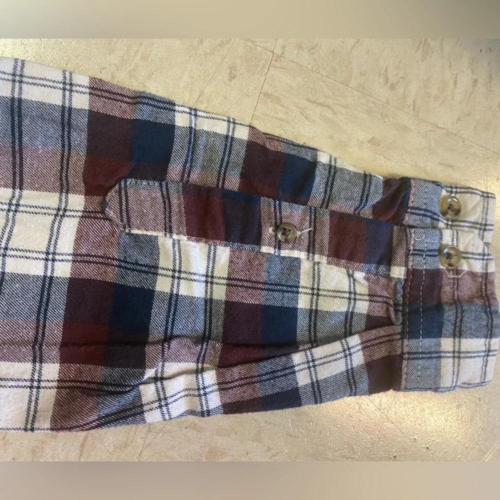 Button down Blouse - Picture 5 of 5